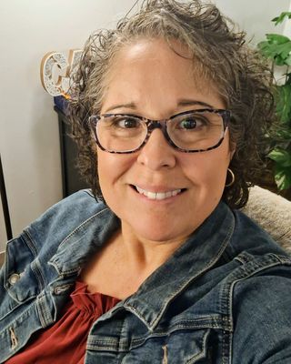 Photo of Leticia Lowe, Master Social Worker, LLMSW