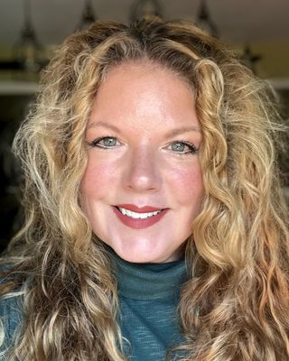Photo of Amy Neumann - 413Therapy Group, Inc., Clinical Social Work/Therapist, LICSW
