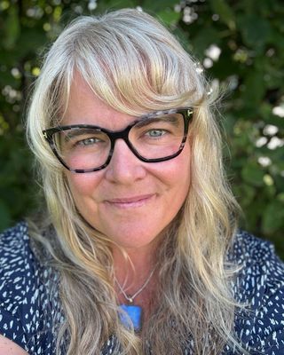 Photo of Tiffany Tillman, Registered Psychotherapist, MA, CMHC
