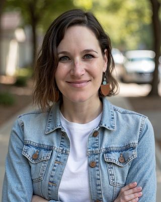 Photo of Jillian Lee, Clinical Social Work/Therapist, LCSW, LICSW