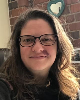 Photo of Erin Hoffman, Clinical Social Work/Therapist, LISW