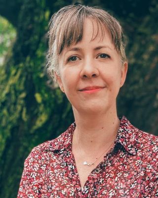 Photo of Julie Dawn Reid - Julie Dawn Reid (Music Therapist), Art Therapist, MA