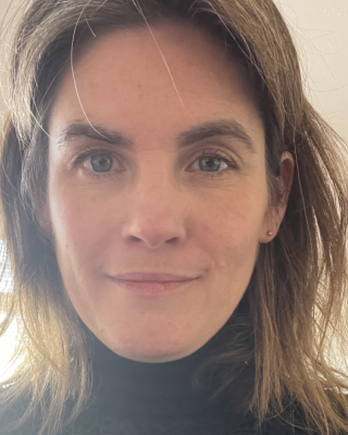 Photo of Laura Starnier, Counsellor, MBACP