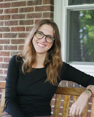 Photo of Sarah Avant, Licensed Clinical Counselor Candidate, MA, LPCC