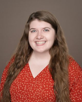 Photo of Mikayla Logue, Mental Health Counselor, MA, LMHC, NCC