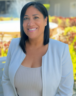 Photo of Mayren Fraguela-Lam, Clinical Social Work/Therapist, LCSW
