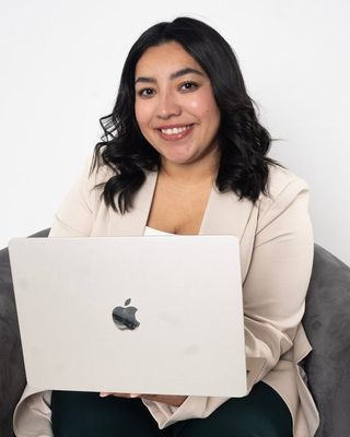 Photo of Margarita Lumbreras, Marriage & Family Therapist Associate