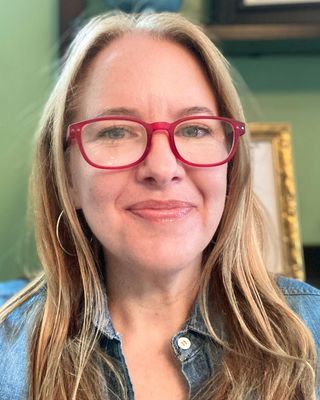 Photo of Kelley Flynn, Marriage & Family Therapist, MA, LMFT