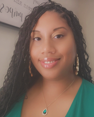 Photo of Eden Farnum, Marriage & Family Therapist Associate, LAMFT