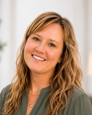 Photo of Julia Crane, Clinical Social Work/Therapist, LCSW, MSW