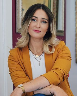 Photo of Jennifer McDonnell, Registered Psychotherapist, MS, RP