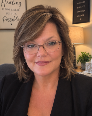 Photo of Tonya Silcox, Clinical Social Work/Therapist, LCSW, LCADC, ICGC-I