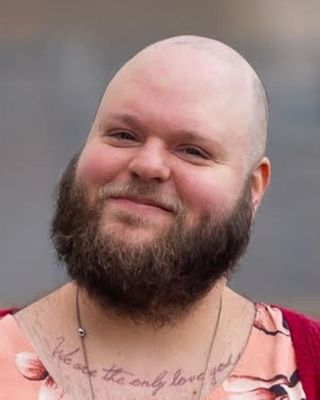 Photo of September Liam Valentine, Clinical Social Work/Therapist, LICSWA