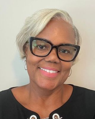 Photo of Noshima Darden-Tabb, Clinical Social Work/Therapist, MSW, LCSW