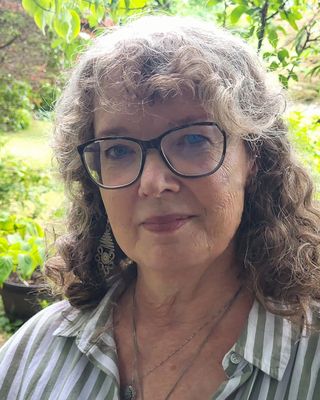 Photo of Niki Blakely, Counsellor, MC RCC