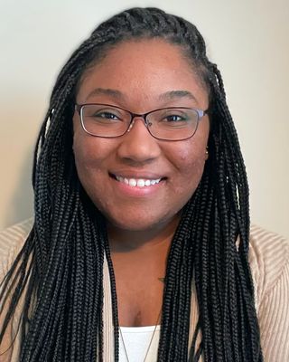 Photo of Dr. Aaliyah Gibbons, Psychologist in Fairfax, VA