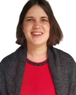 Photo of Kira Baskerville, Registered Psychotherapist (Qualifying), MA, BA