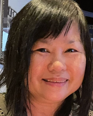 Photo of Grace Yong - Gracey Psychotherapy Corporation, Marriage & Family Therapist, MA, RCC, RMFT, AAMFT