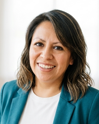 Photo of Andrea Chik, Psychiatric Nurse Practitioner, PMHNP, BC