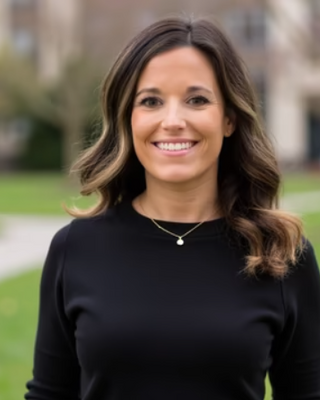 Photo of Shannon Ashe, Clinical Social Work/Therapist, LCSW