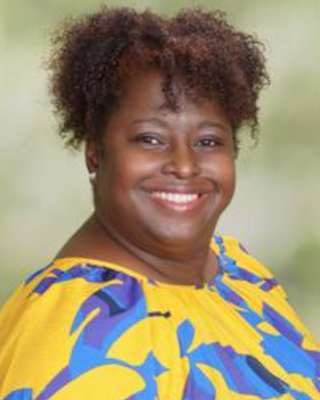 Photo of Olivia Ikenberry, Clinical Social Work/Therapist, LICSW