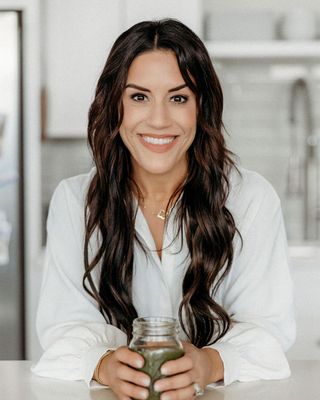 Photo of Christina Hathaway, Marriage & Family Therapist Associate, MAS, LAMFT