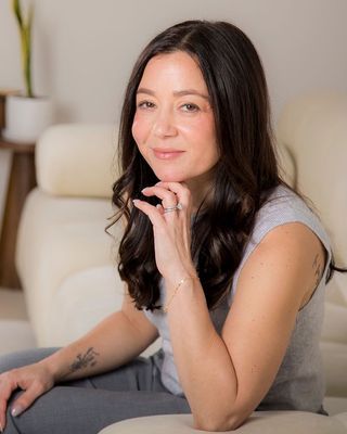 Photo of Amanda Reali, Registered Psychotherapist (Qualifying), RYT-200