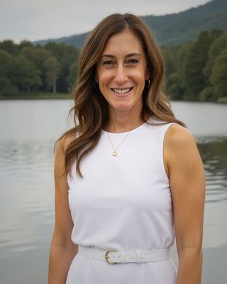 Photo of Laura Gabriele, Clinical Social Work/Therapist, LCSW, MSW