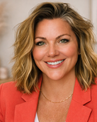 Photo of Mary Elizabeth Ruiz, Marriage & Family Therapist Associate, MA, AMFT