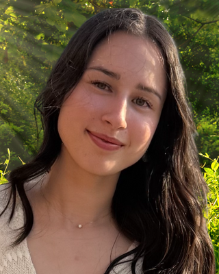 Photo of Jamie Alexandra Tjeng, Pre-Licensed Professional