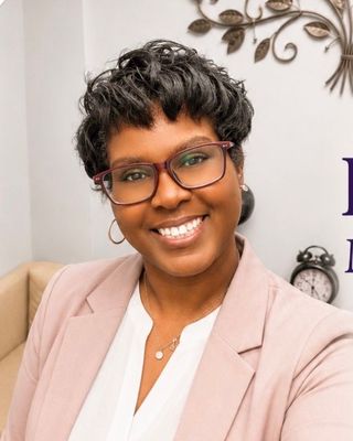 Photo of Keysha Miller, Pre-Licensed Professional, MSW, QMPH, LCSW-R