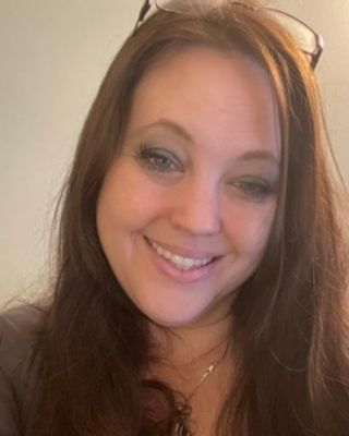 Photo of Rebecca Neimanis, Clinical Social Work/Therapist