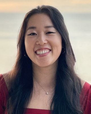 Photo of Courtlyn Shimada, Licensed Master Social Worker in New York, NY
