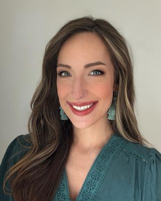 Photo of Mari Sinatra, Clinical Social Work/Therapist, LCSW