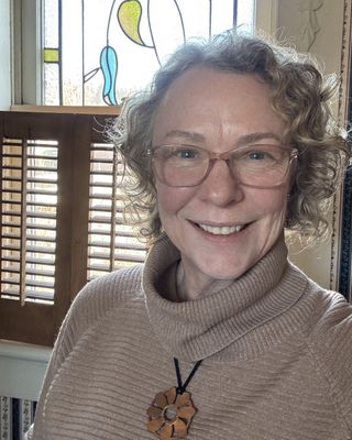 Photo of Esther Crooks, Clinical Social Work/Therapist, LCSW