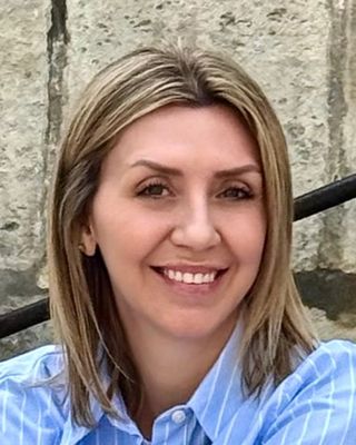 Photo of Dr. Kelly M. Frazee, Psychologist, PsyD, LP