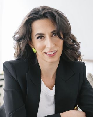 Photo of Deva Segal, Marriage & Family Therapist, LMFT, CST
