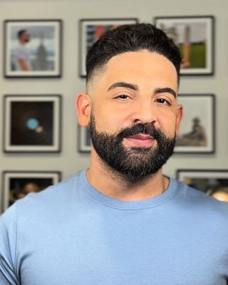 Photo of Lian Cenzano, Pre-Licensed Professional, LMHC, LP