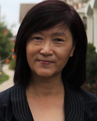 Photo of Miranda Tong - Miranda Tong, Registered Social Worker, MSW, RSW