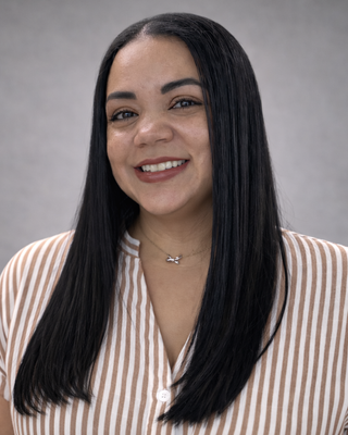Photo of Esther Arnerys Solano, Psychologist, PsyD