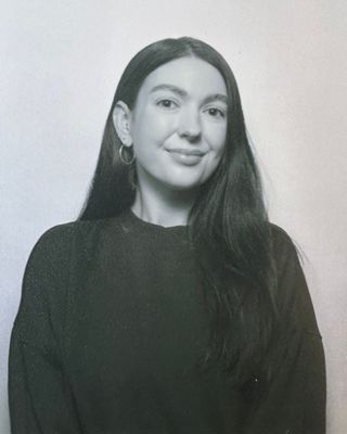 Photo of Faith Holmes, Psychotherapist, COSRT Reg.