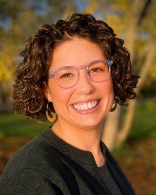 Photo of Elise Morano, Pre-Licensed Professional