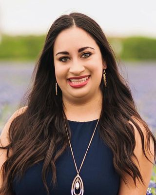 Photo of Annia Palacios, Licensed Professional Counselor, LPC, PMH-C, EMDR