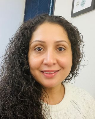 Photo of Navreet Gill, Licensed Professional Clinical Counselor, LPCC