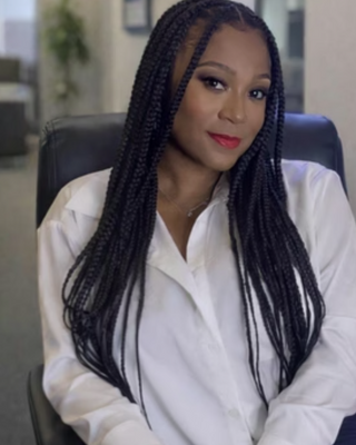 Photo of Torraine Hoover, Clinical Social Work/Therapist, LISW