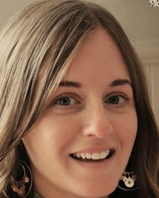 Photo of Rachel Harper, Psychotherapist, Pre-Accredited Member IACP
