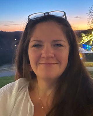 Photo of Michele Hardy, Clinical Social Work/Therapist, LMSW, ASAT