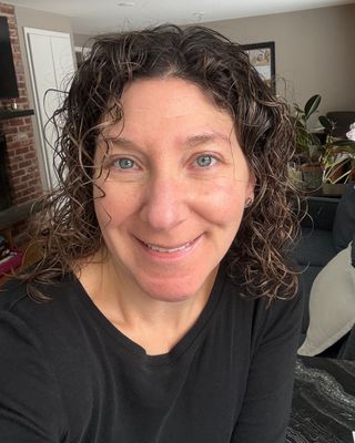 Photo of Leslie Ann McKeough, Clinical Social Work/Therapist, LICSW