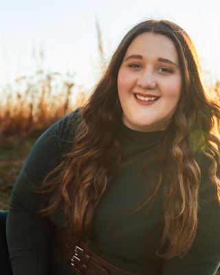 Photo of Jennifer Petersen, Licensed Professional Clinical Counselor, LPCC, LCMHC