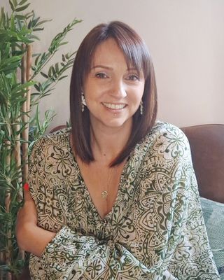 Photo of Emily Bristow, Counsellor, MBACP